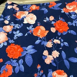 Talbots floral skirt size 6 . Pretty colors !